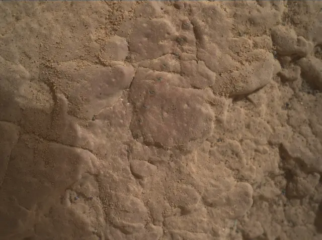 Sol 2356: Mars Hand Lens Imager (MAHLI)