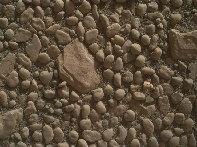 Sol 2357: Mars Hand Lens Imager (MAHLI)