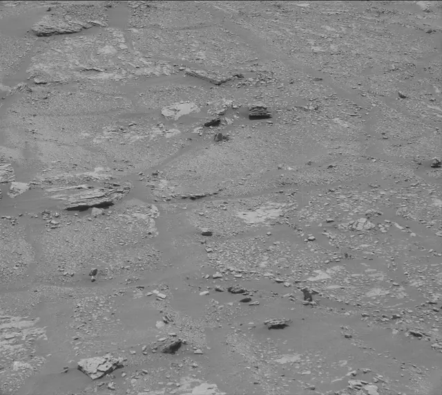 Sol 2359: Mast Camera (Mastcam)
