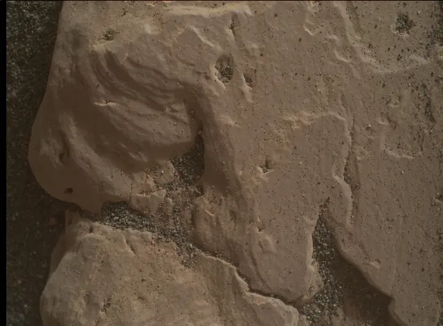 Sol 2363: Mars Hand Lens Imager (MAHLI)