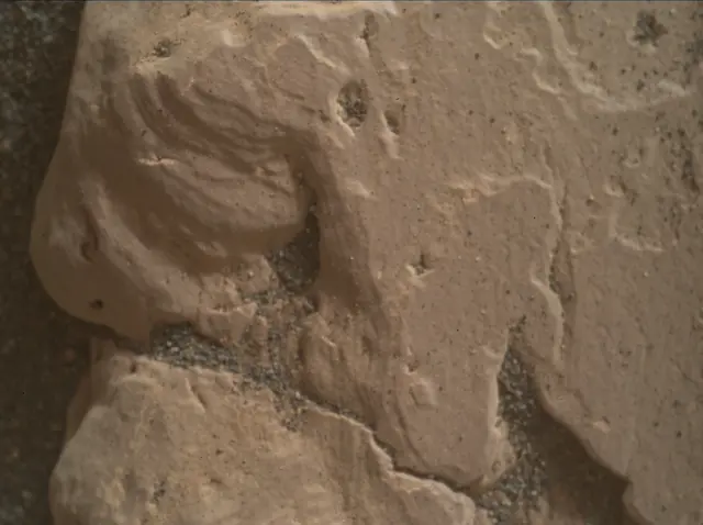 Sol 2363: Mars Hand Lens Imager (MAHLI)