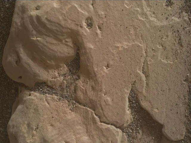 Sol 2363: Mars Hand Lens Imager (MAHLI)