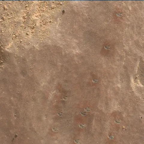 Sol 2363: Mars Hand Lens Imager (MAHLI)