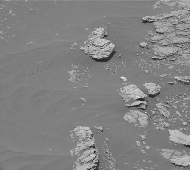 Sol 2364: Mast Camera (Mastcam)