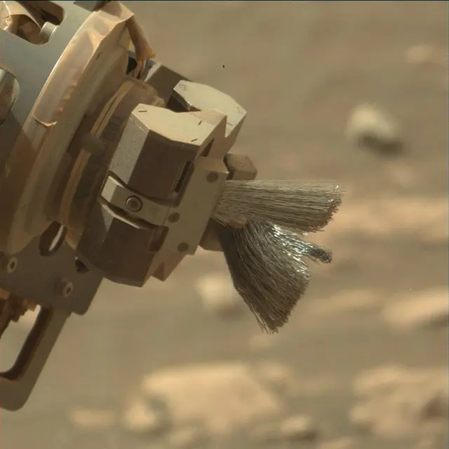 Sol 2367: Mast Camera (Mastcam)