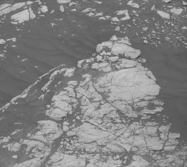 Sol 2368: Mast Camera (Mastcam)