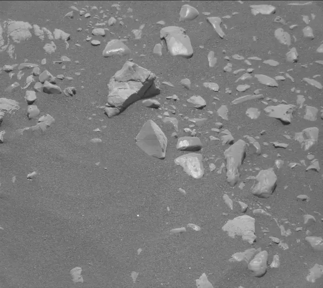 Sol 2368: Mast Camera (Mastcam)