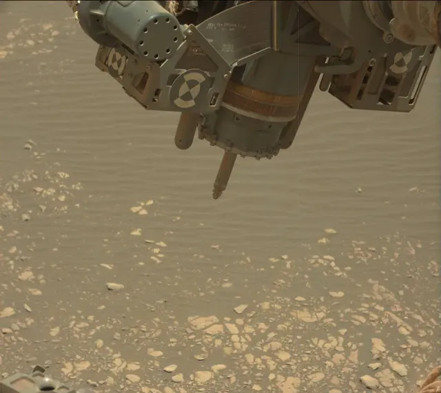 Sol 2370: Mast Camera (Mastcam)
