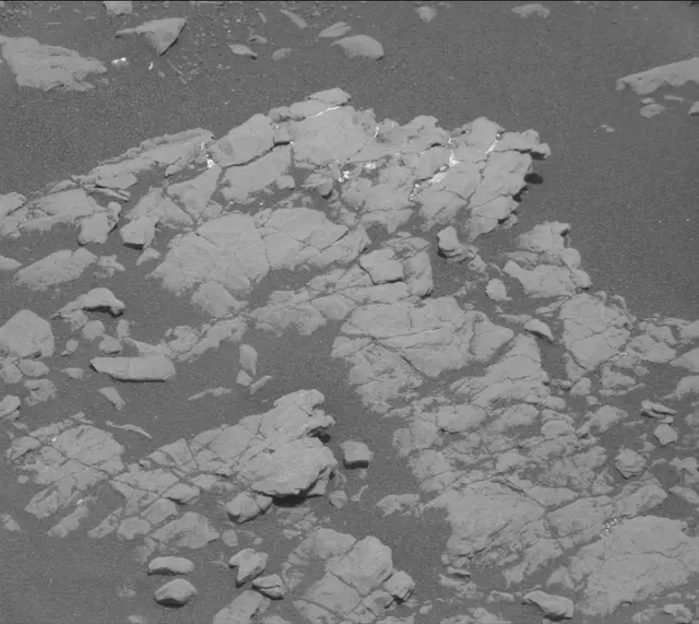 Sol 2371: Mast Camera (Mastcam)