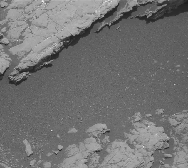 Sol 2371: Mast Camera (Mastcam)