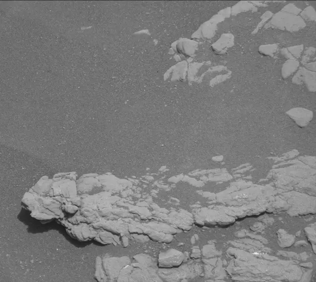 Sol 2371: Mast Camera (Mastcam)