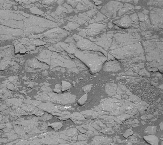 Sol 2371: Mast Camera (Mastcam)