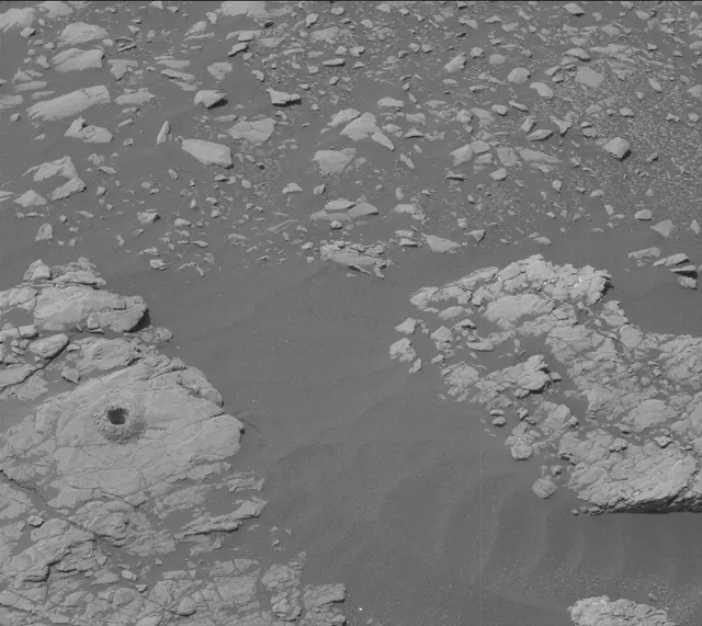 Sol 2375: Mast Camera (Mastcam)
