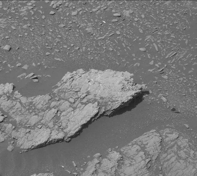 Sol 2375: Mast Camera (Mastcam)