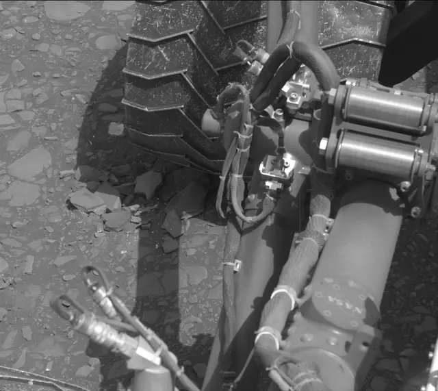 Sol 2375: Mast Camera (Mastcam)