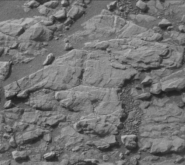 Sol 2375: Mast Camera (Mastcam)
