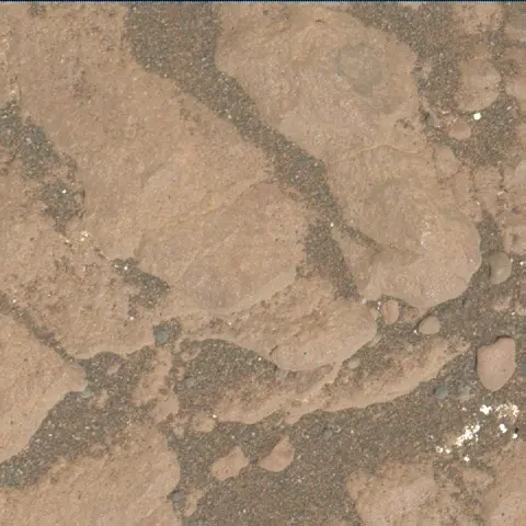 Sol 2384: Mars Hand Lens Imager (MAHLI)