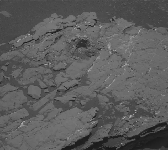 Sol 2385: Mast Camera (Mastcam)