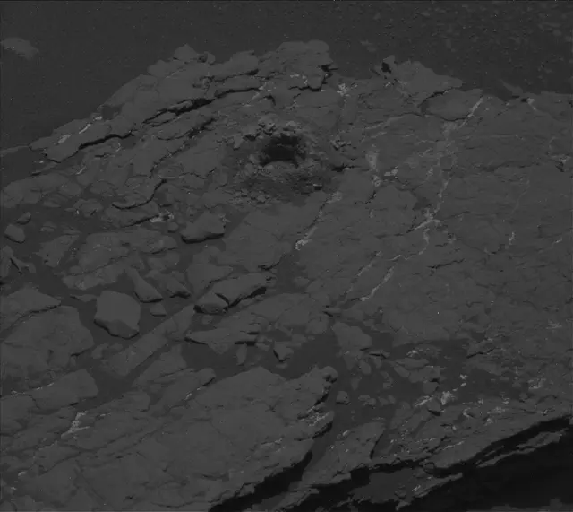 Sol 2385: Mast Camera (Mastcam)