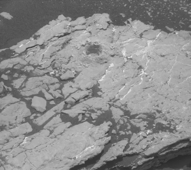 Sol 2385: Mast Camera (Mastcam)