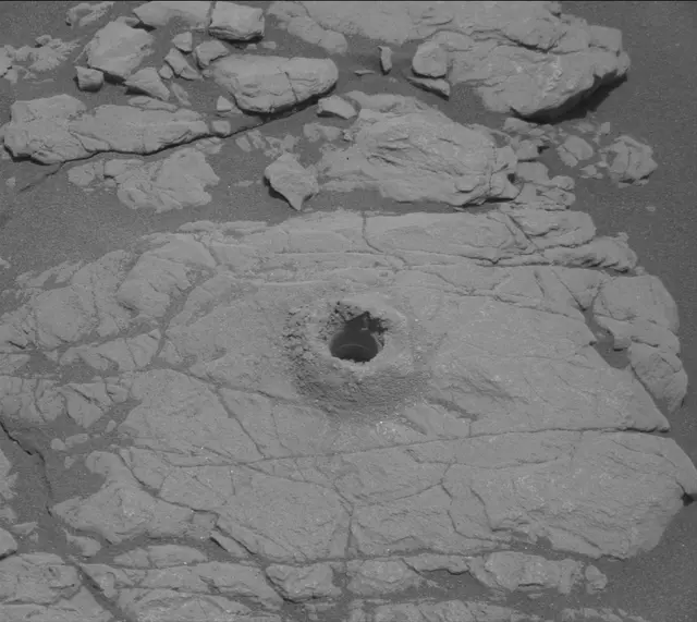 Sol 2385: Mast Camera (Mastcam)