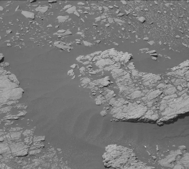 Sol 2386: Mast Camera (Mastcam)
