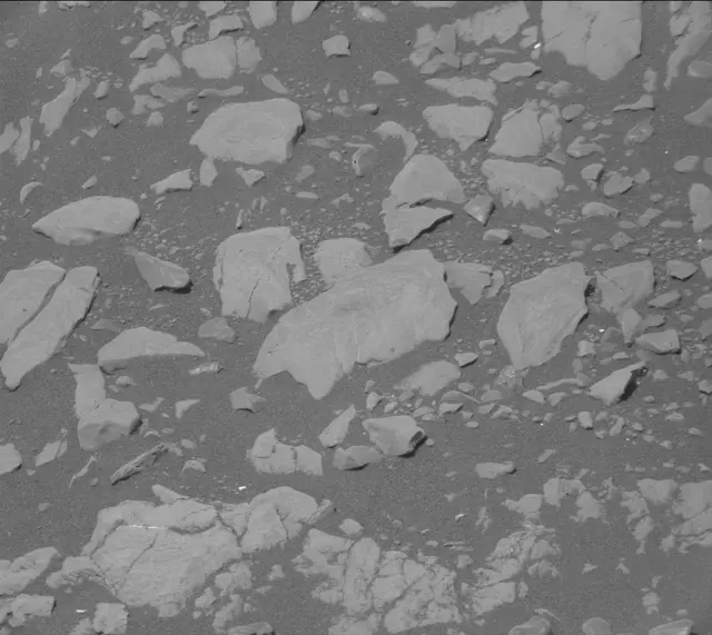 Sol 2391: Mast Camera (Mastcam)