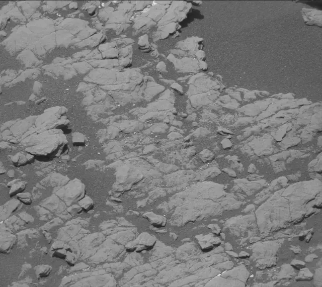 Sol 2401: Mast Camera (Mastcam)
