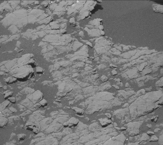 Sol 2401: Mast Camera (Mastcam)