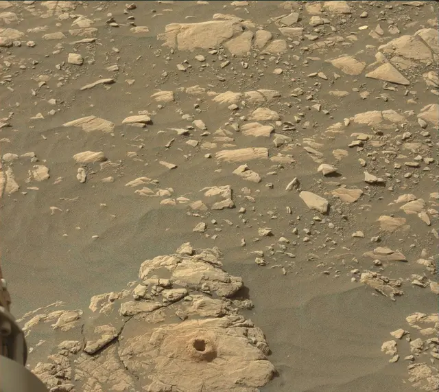 Sol 2402: Mast Camera (Mastcam)