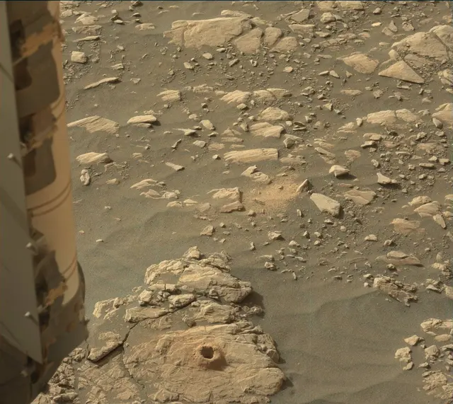 Sol 2402: Mast Camera (Mastcam)