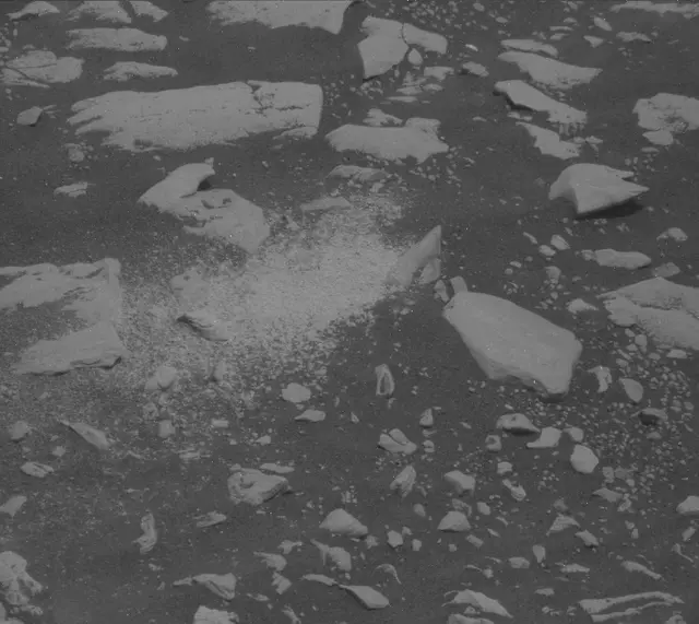 Sol 2403: Mast Camera (Mastcam)