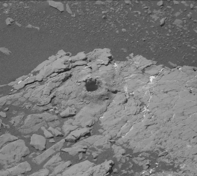 Sol 2405: Mast Camera (Mastcam)