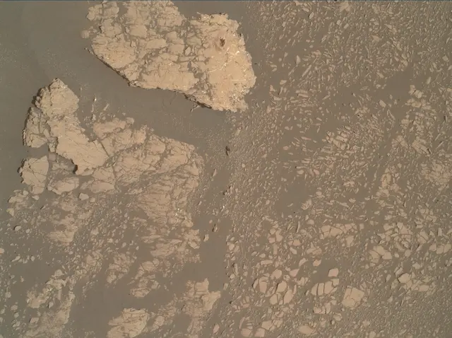 Sol 2405: Mars Hand Lens Imager (MAHLI)