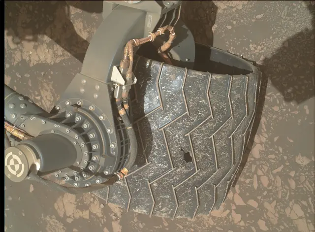 Sol 2407: Mars Hand Lens Imager (MAHLI)