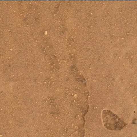 Sol 2408: Mars Hand Lens Imager (MAHLI)