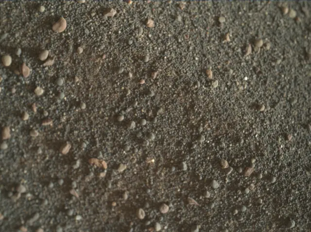 Sol 2409: Mars Hand Lens Imager (MAHLI)