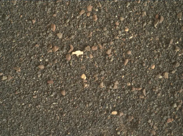 Sol 2410: Mars Hand Lens Imager (MAHLI)