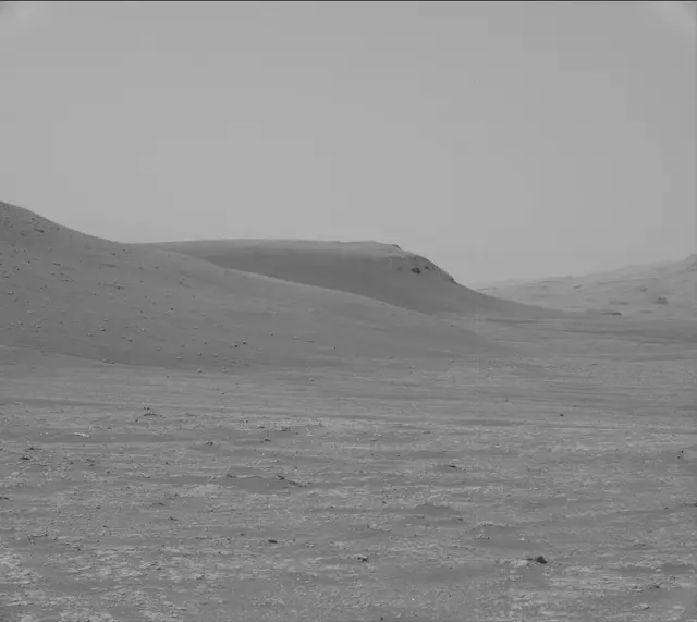 Sol 2411: Mast Camera (Mastcam)