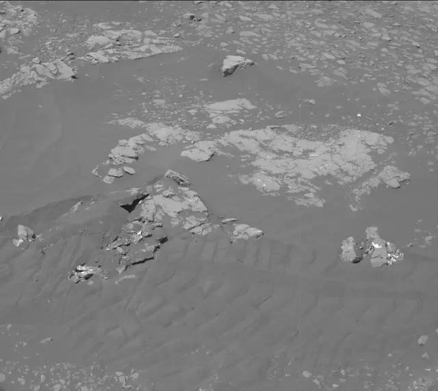 Sol 2411: Mast Camera (Mastcam)