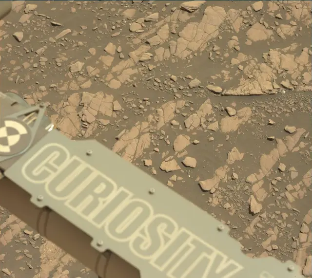 Sol 2413: Mast Camera (Mastcam)