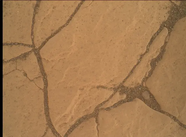 Sol 2413: Mars Hand Lens Imager (MAHLI)