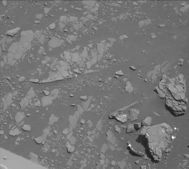 Sol 2414: Mast Camera (Mastcam)