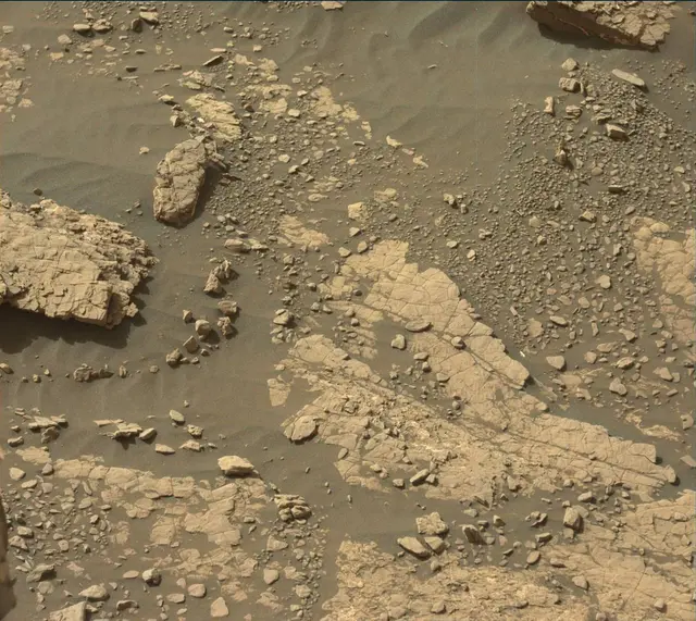 Sol 2414: Mast Camera (Mastcam)