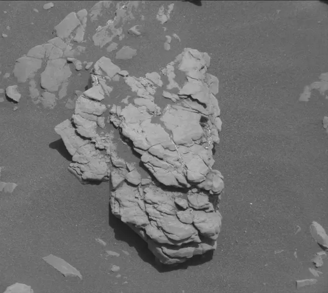 Sol 2414: Mast Camera (Mastcam)