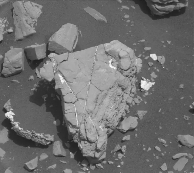 Sol 2414: Mast Camera (Mastcam)