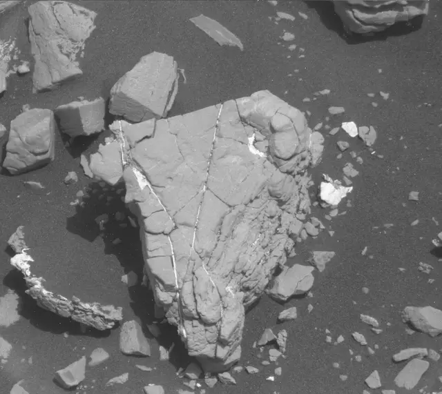 Sol 2414: Mast Camera (Mastcam)