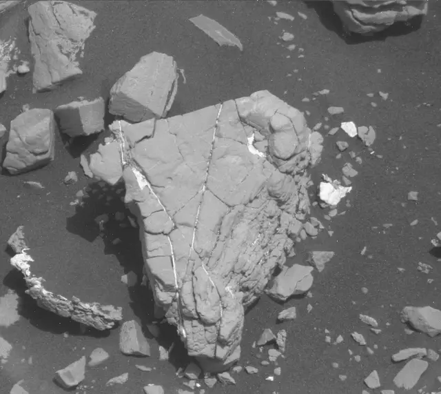 Sol 2414: Mast Camera (Mastcam)