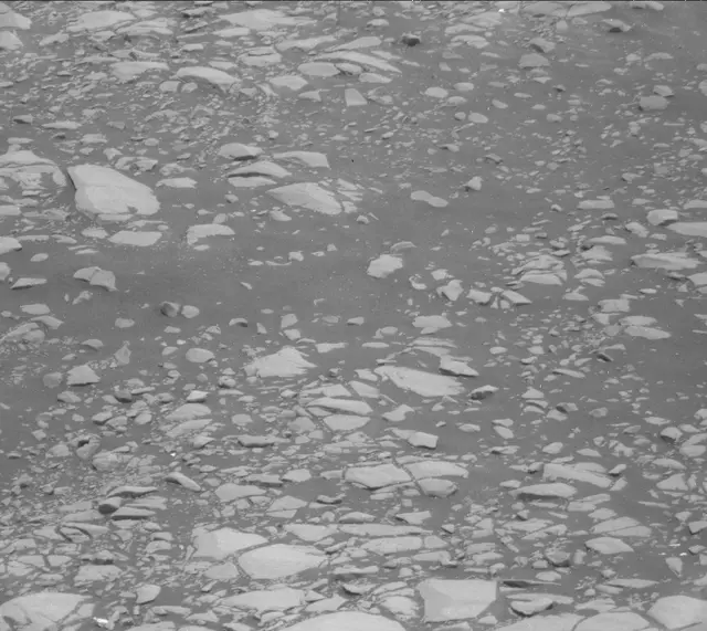 Sol 2414: Mast Camera (Mastcam)