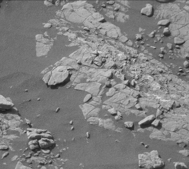 Sol 2414: Mast Camera (Mastcam)